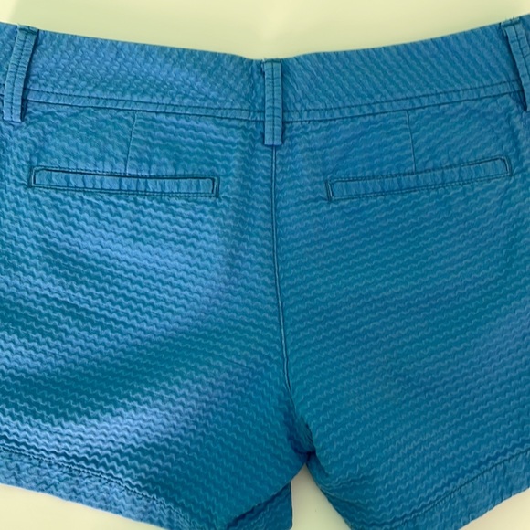 Lilly Pulitzer Callahan shorts - Picture 3 of 5